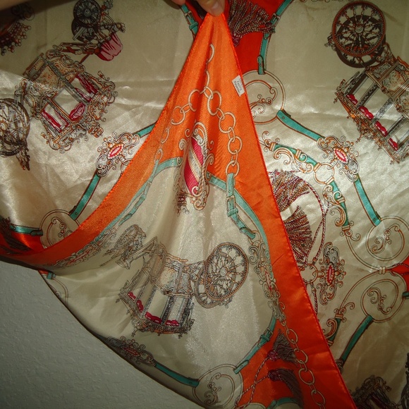 Silk Feeling Polyester Scarf Asian Themed 35" x 35" - Picture 6 of 8